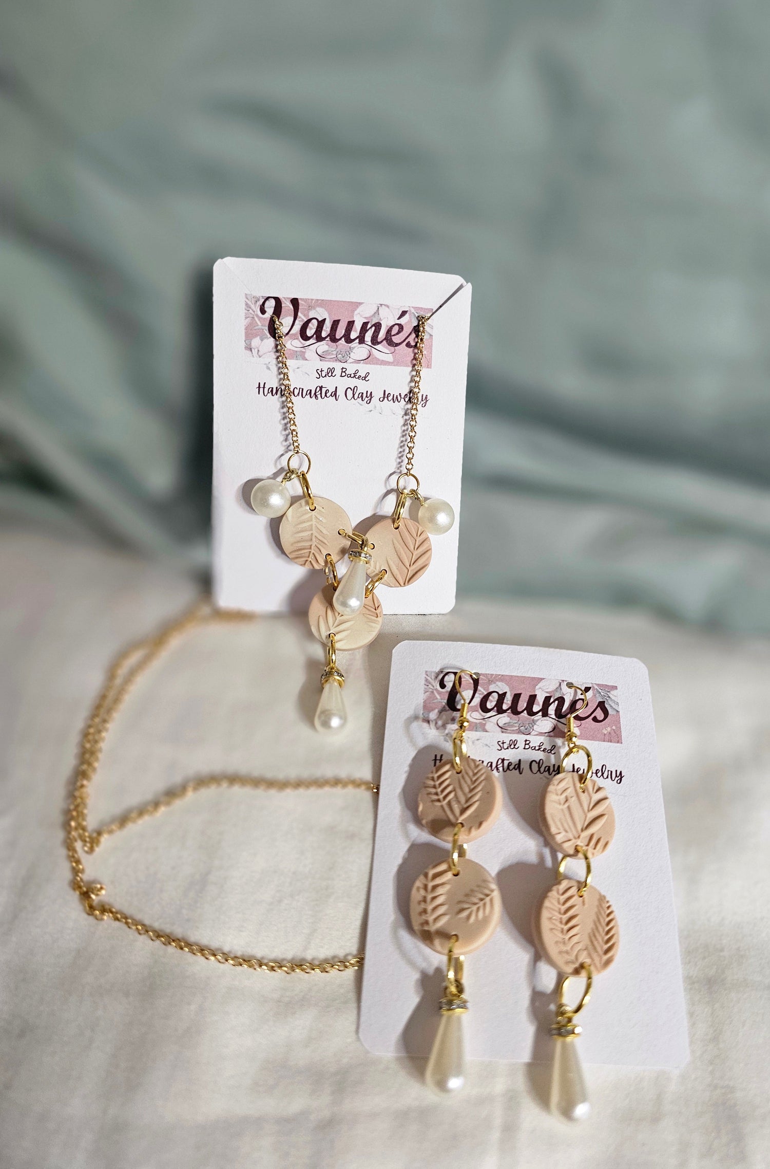 Beautiful Necklace & Earring Sets