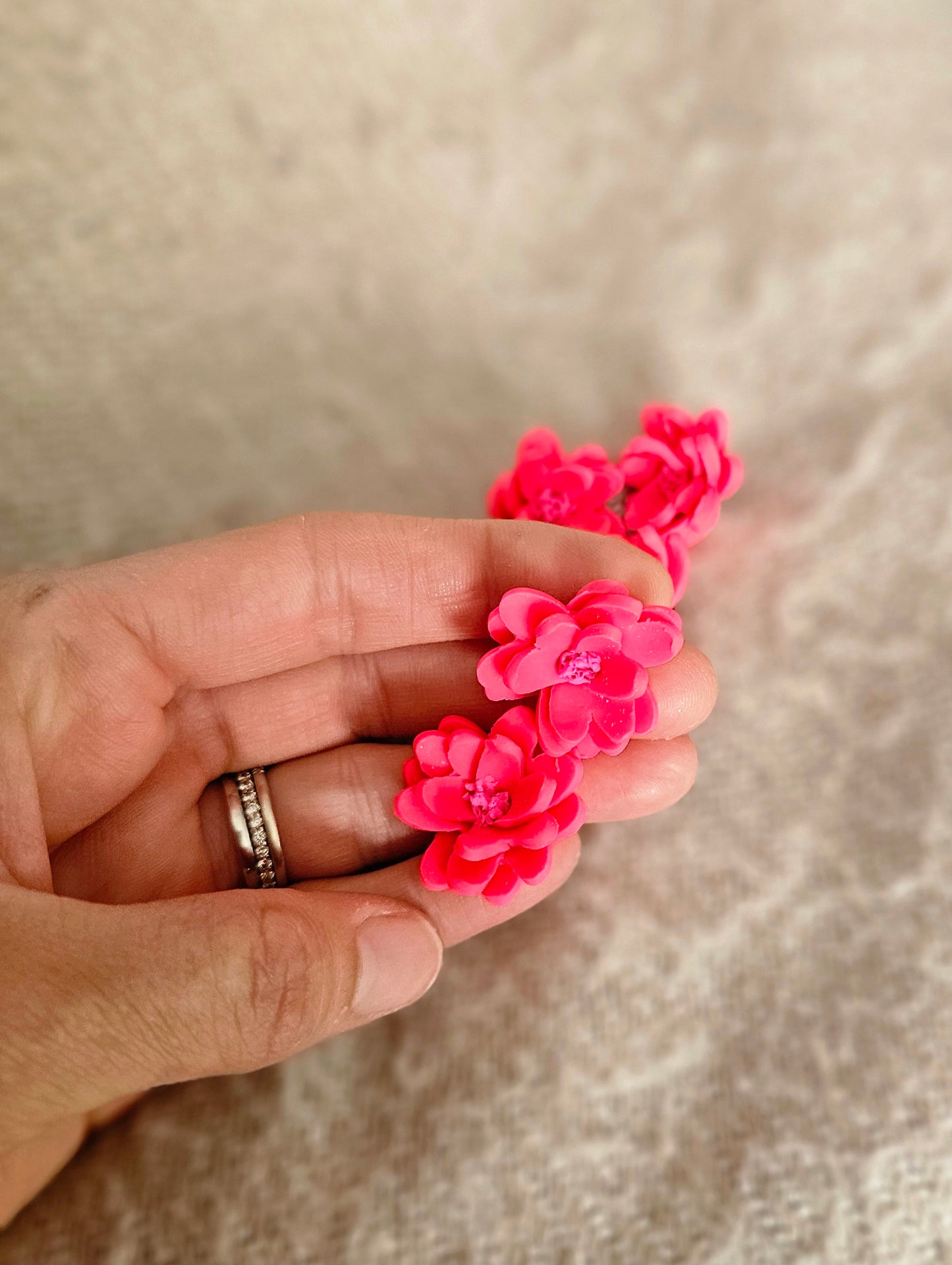Medium Coral fluro floral studs