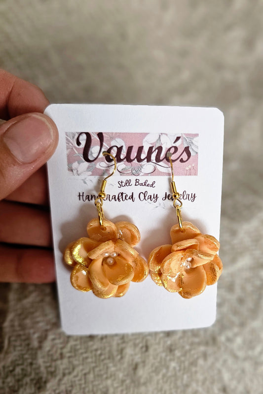 Peach floral, pearl & gold