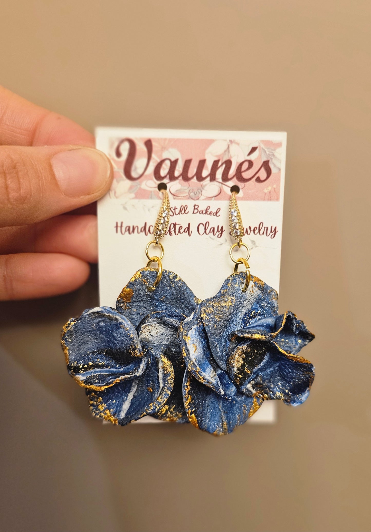 Marbled midnight blue & gold floral